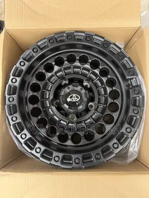 Land Cruiser Rim 17" Off-Road