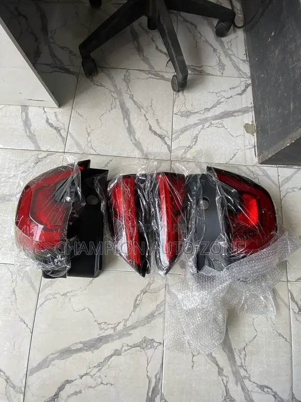 GMC Terrain Tail Light and Boot Light (2018-2022) - 1