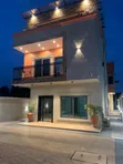4 Bedroom Duplex for Sale in Kwabenya - 3