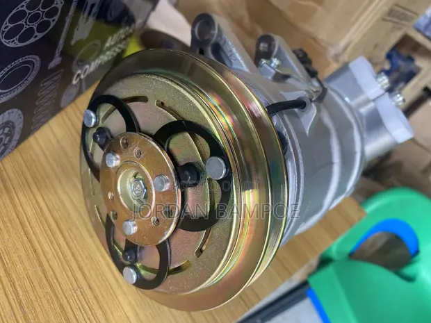 Brand New Nissan Patrol AC Compressor - 1