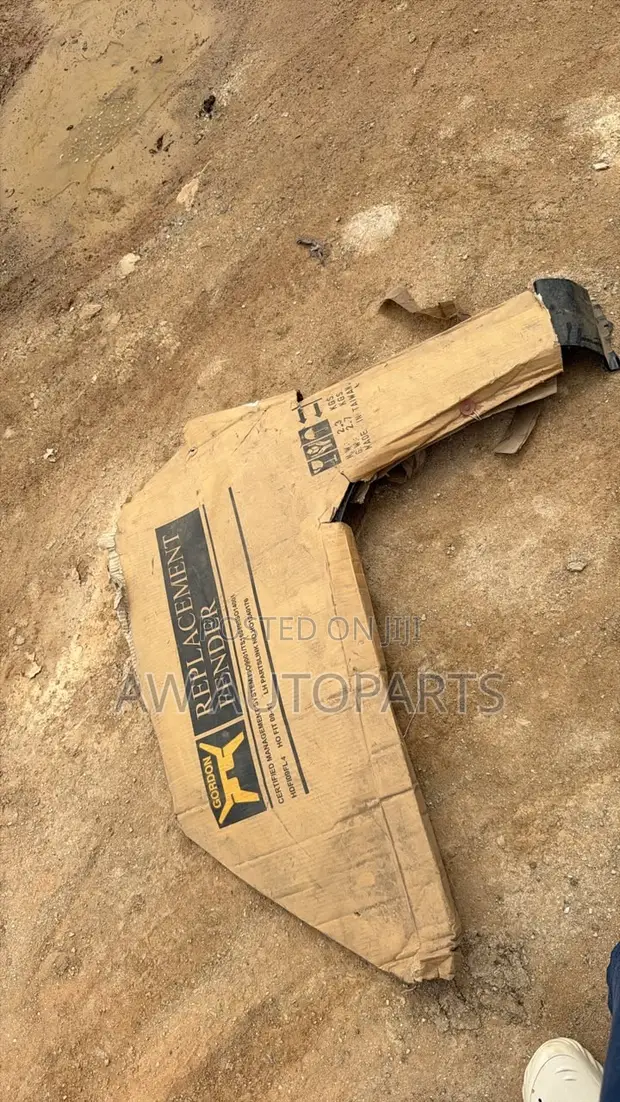 Honda Fit 2009-2014 Fender - 1