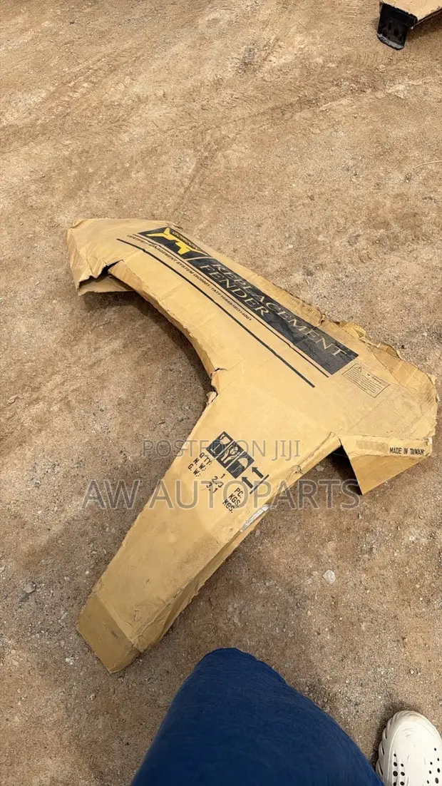 Toyota RAV4 2006-2012 Fender - 1