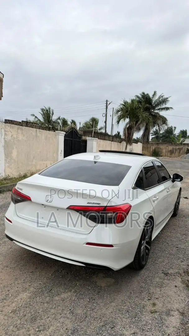 Honda Civic 2024 Touring - 1