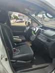 Toyota Voxy V 2WD 8-Seater 2011 White - 4