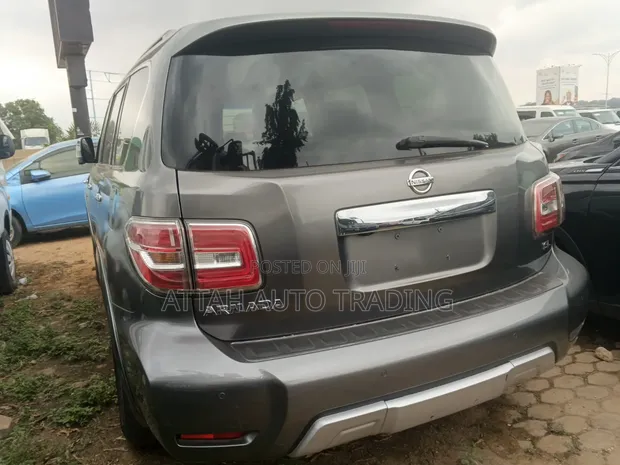 Nissan Armada 2017 Gray - 1