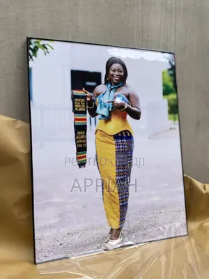 Customized Picture Frames - Lavish Artwork