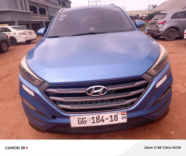 Hyundai Tucson 2018 Blue - 1