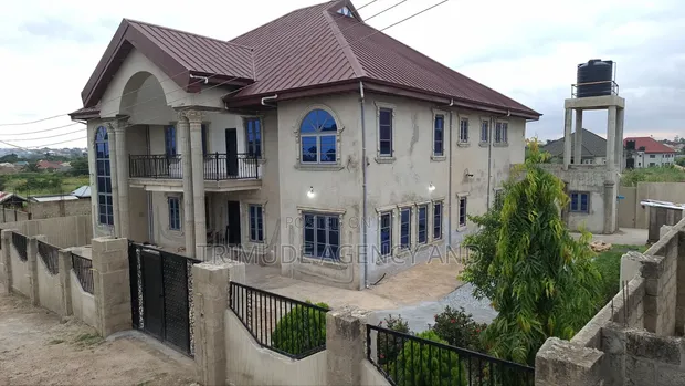 4 Bedroom House for Sale in Trimude Agency, Kumasi - 1