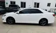 2014 Toyota Camry SE Sedan - 3