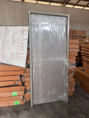 Quality Wooden Panel Door with Metal Frame