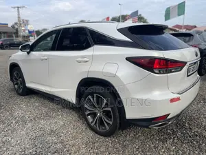 Lexus RX 2021 White