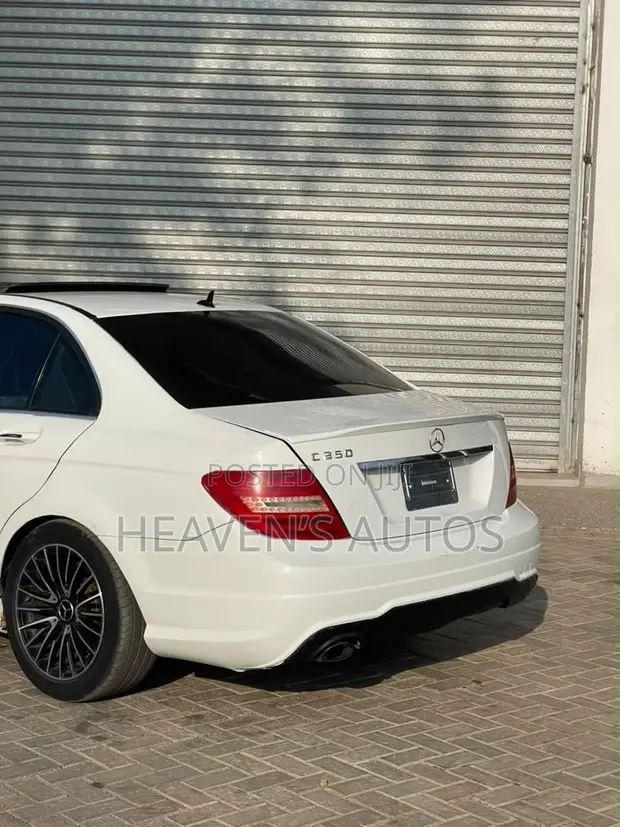 Mercedes-Benz C250 2014 White - 1