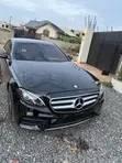 Mercedes-Benz E350 2020 Black - 2