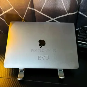Apple MacBook Pro 2020 M1 16GB RAM 512GB SSD