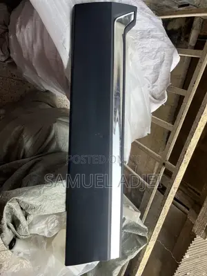 Honda CR-V Door Moulding (2017-2022)