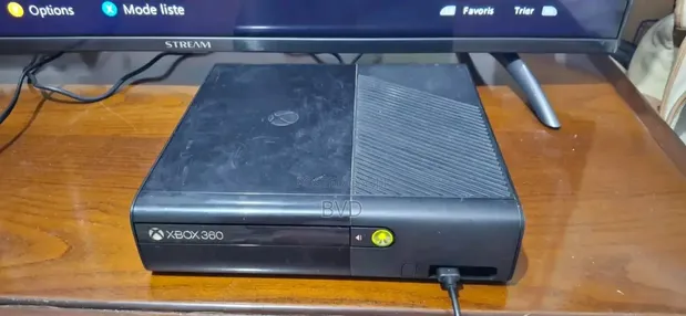 Xbox 360 with Games and Accessories - 1