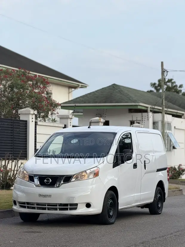 2019 Nissan NV200 White - 1