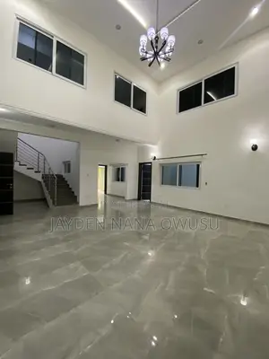 7-Bedroom House for Rent in Oyarifa
