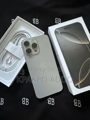 Apple iPhone 16 Pro Max 512GB Silver
