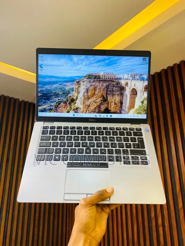 Dell Latitude 5410 Laptop - Core i5, 8GB RAM, 256GB SSD - 1