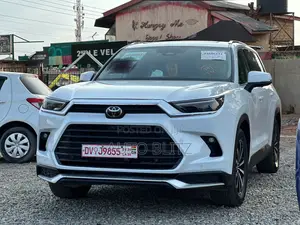 Toyota Highlander 2025 Platinum