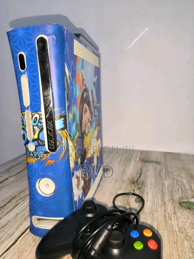 Xbox 360 with Games and One Controller - 1