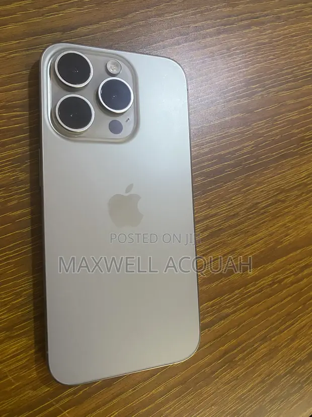 Apple iPhone 15 Pro 128GB Silver - 1