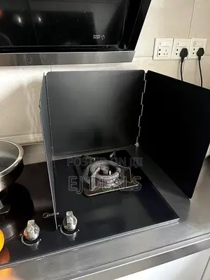 Kitchen Oil Splash Guard - Anti-Splatter Protector