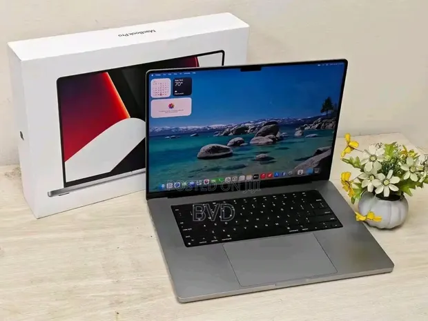 Apple MacBook Pro 2023 M2 16GB RAM 512GB SSD - 1