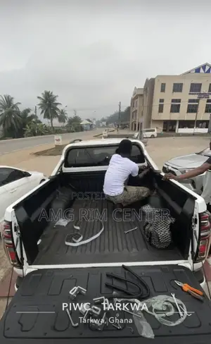 Retractable and Tri-Fold Pickup Truck Covers