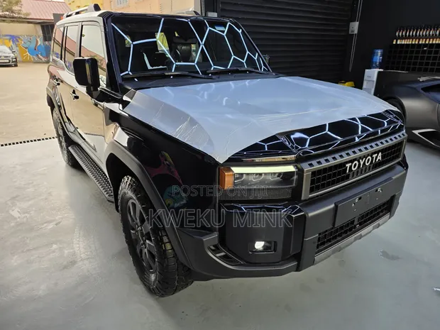 New Toyota Land Cruiser Prado 2025 Black - 1