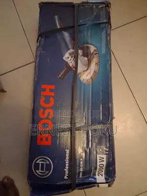 Bosch Professional Concrete Cutter 2000W