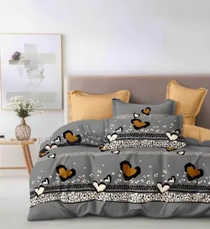 Heart Shaped Design Queen Duvet Set