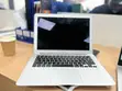 Apple MacBook Air 13" Intel Core i5 8GB RAM 128GB SSD - 2