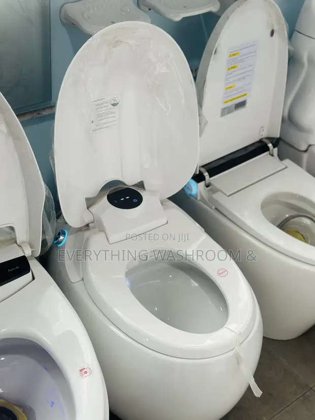 Smart Water Closet with Remote Control - 1