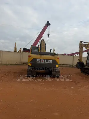 SDLG 215 Excavator - 20 Ton, Latest Model with Camera