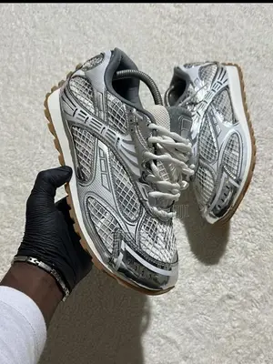 Bottega Veneta Orbit Sneakers
