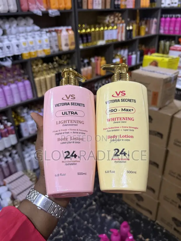 Victoria's Secret Whitening & Moisturizing Body Lotion - 1