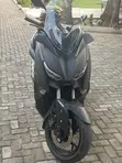 Yamaha XMAX 300 Scooter (2024) - 4