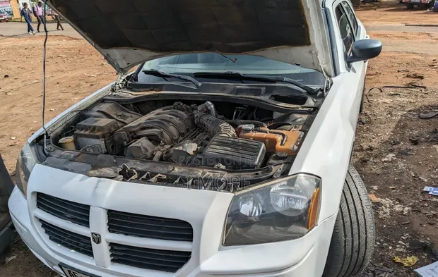 Dodge Magnum SXT 2006 White - 1