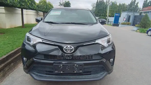 Toyota RAV4 Limited AWD 2019 Black - 1