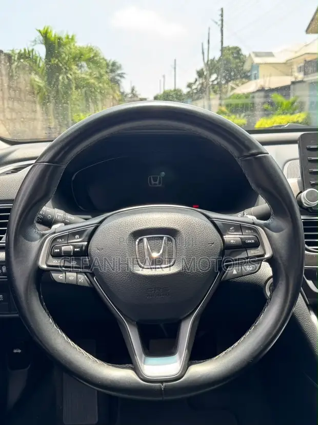 Honda Accord Touring 2.0T 2022 Black - 1