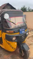 Bajaj RE Tricycle 2023 Yellow - 3