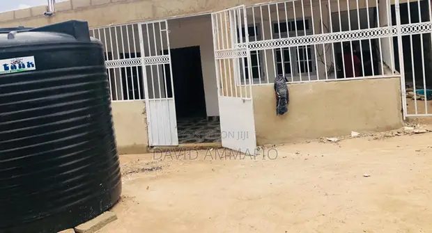 2-Bedroom Apartment for Rent in Fan Milk - 1