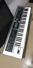 Roland GW7 Electronic Keyboard - 2