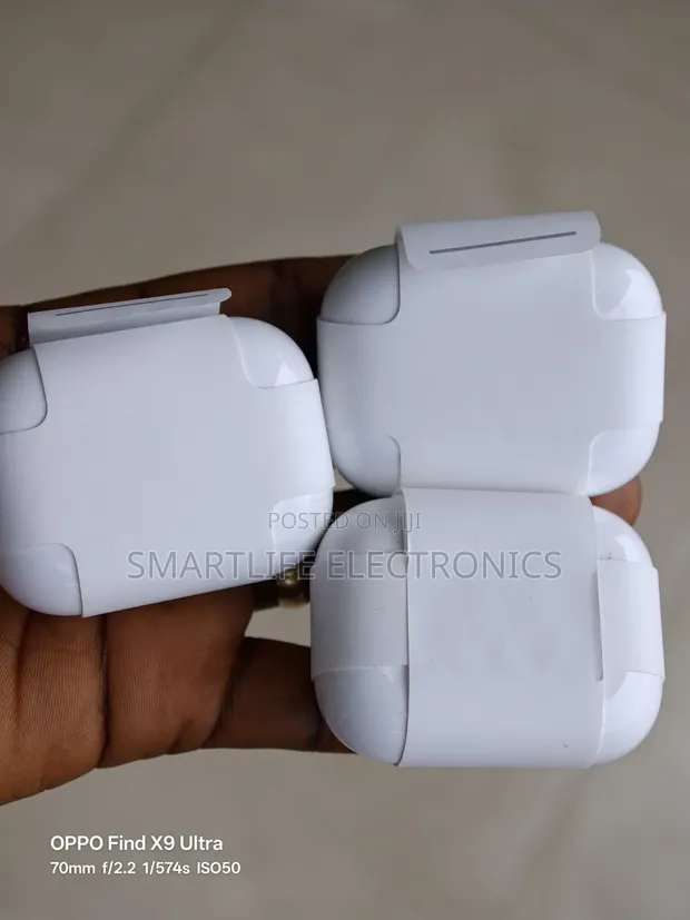 Apple AirPods Pro 3 - 1