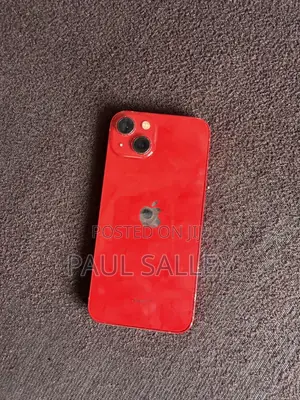 Apple iPhone 13 128GB Red