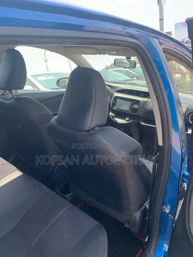 Toyota Vitz 2014 Blue - 1
