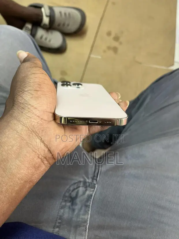 Apple iPhone 13 Pro 128GB Gold - 1