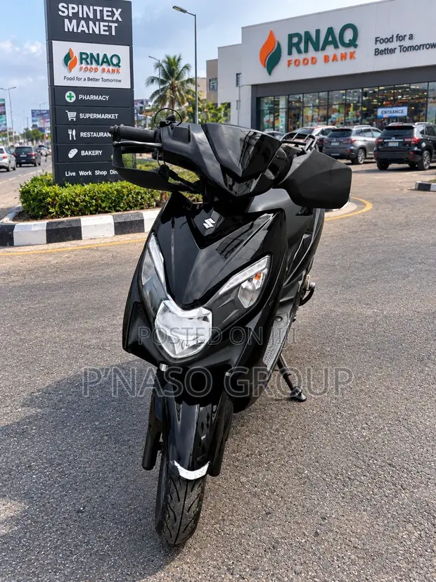 Suzuki Swish 125 Sport Scooter 2014 - 1